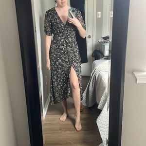 ASTR The Label Black Floral Midi Dress